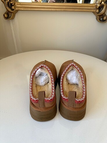 37 Beden Ugg tazz terlik
