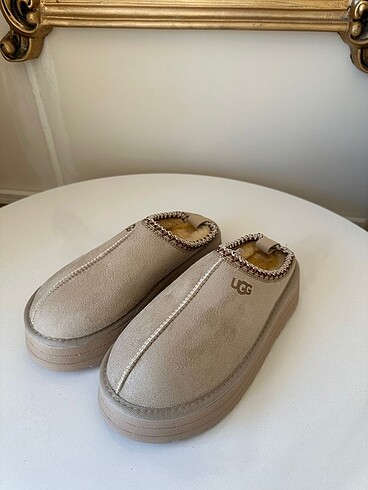 Ugg tazz terlik