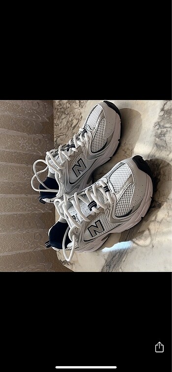 37,5 Beden beyaz Renk New balance orijinal spor ayakkabısı