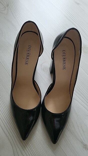 Divarese ayakkabı stiletto