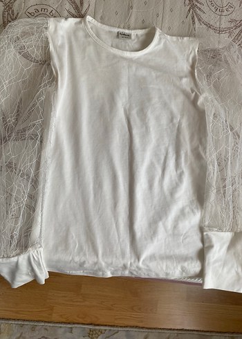 Kız Çocuk Beyaz Dantel Kollu Tişört - Görsel 3