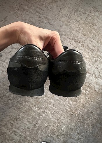 43 Beden siyah Renk Burberry Spor Ayakkabı