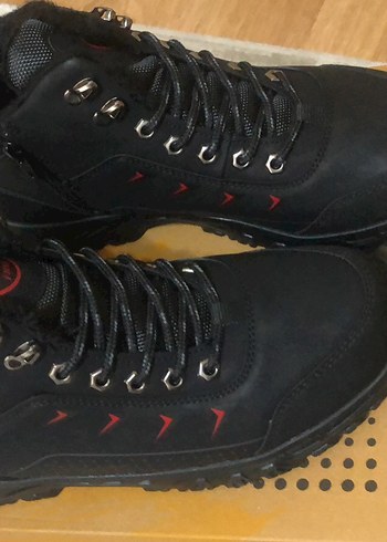 42 Numara Sıfır Siyah Erkek Bağcıklı Kauçuk Bot - Görsel 5