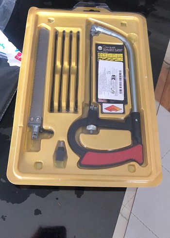 Sarı Testere Seti ve Yedek Bıçaklar - Görsel 2