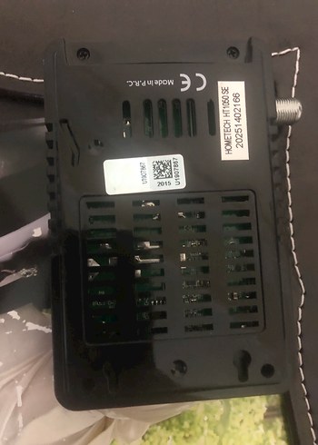 Uzaktan Kumandalı Uydu Alıcısı ve HDMI Kablosu - Görsel 5