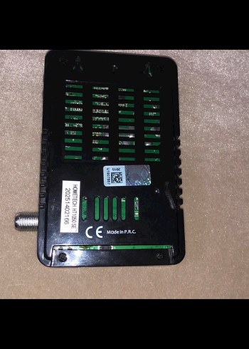 Uzaktan Kumandalı Uydu Alıcısı ve HDMI Kablosu - Görsel 3