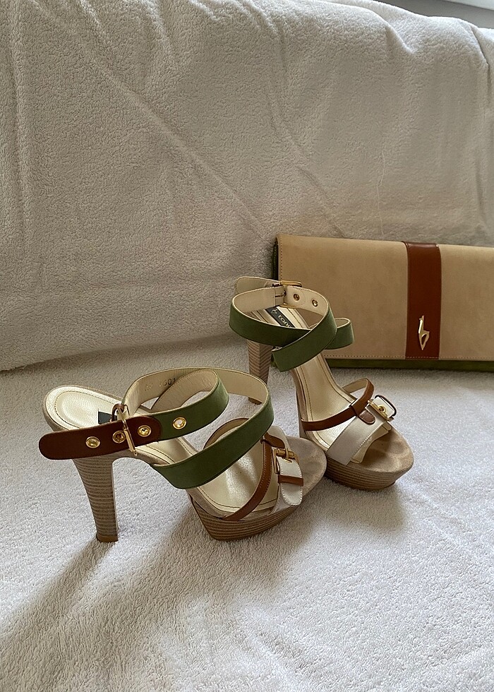 Kadın topuklu ayakkabı & Çanta - Görsel 2