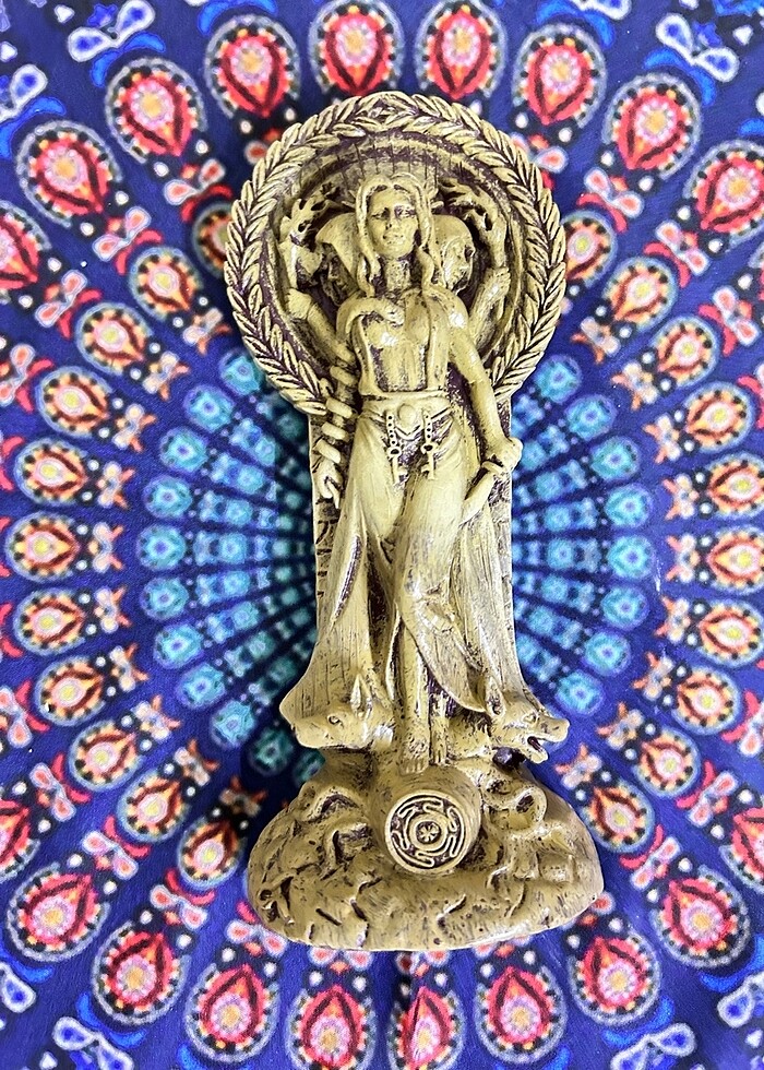 Hekate Heykeli - Görsel 3