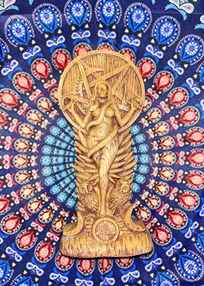 Lilith Ve Hekate Heykeli - Görsel 4