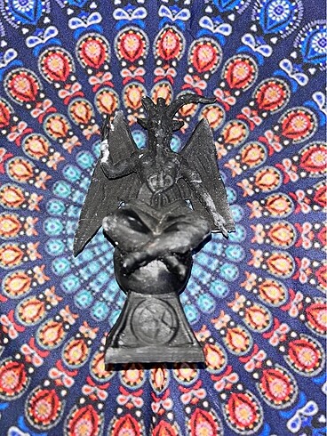 Baphomet Heykeli