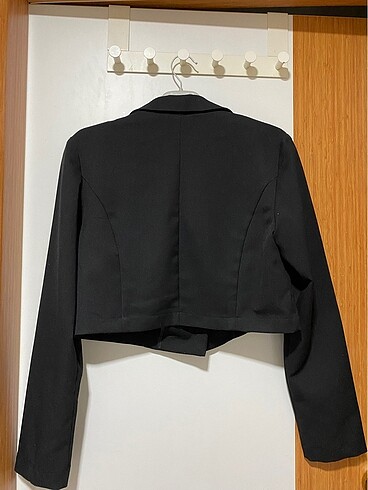 H&M crop blazer hm