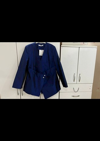 Düğmeli Lacivert şık takım hic giyilmedi hediye gelmişti - Görsel 4