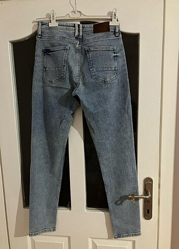 38 Beden mavi Renk Loft jean