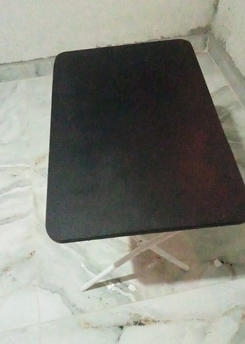 Siyah Minimalist Step Platform