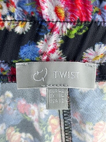 42 Beden çeşitli Renk Twist Eşofman Altı %70 İndirimli.
