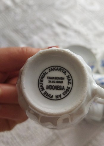 Mavi Çiçek Desenli Beyaz Porselen Fincan Takımı - Görsel 7