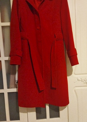 Kırmızı Uzun Kadın Kaban - Görsel 2