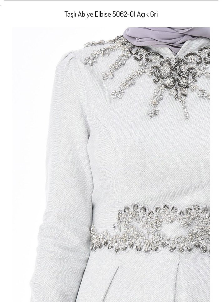 Taşlı Açık Gri Uzun Kol Tesettür Abiye Elbise - Görsel 3