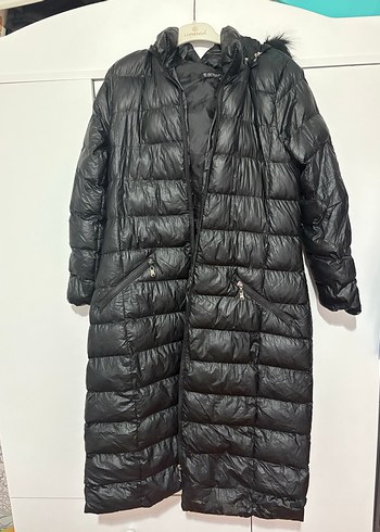 Siyah Uzun Kadın Kışlık Mont