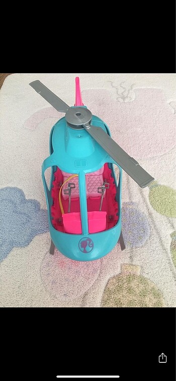  Beden Barbienşn helikopteri