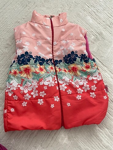 LC Waikiki Yelek