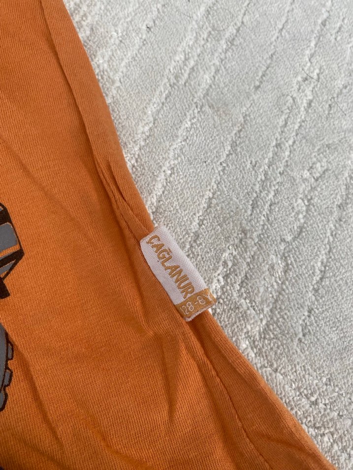 Turuncu Baskılı Erkek Bebek Takımı - Görsel 2