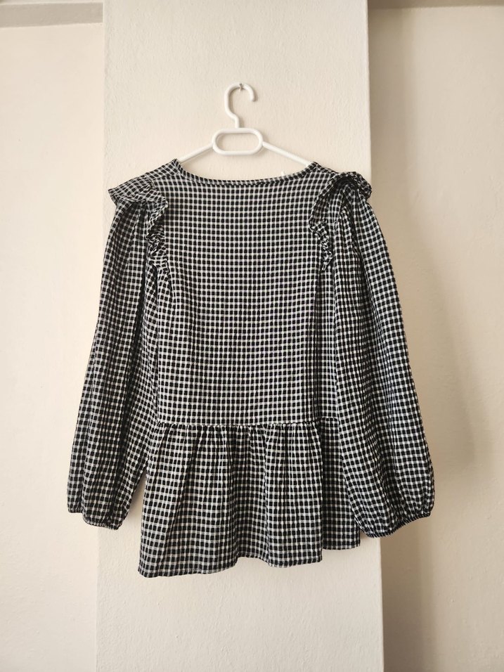 Siyah Beyaz Kareli Volanlı Bağlamalı Bluz - Görsel 3