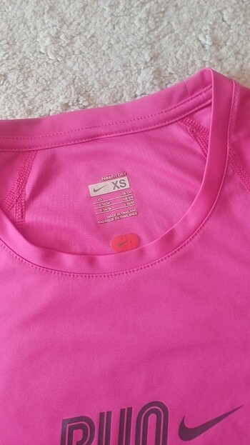 Nike Nike t-shirt orjinal