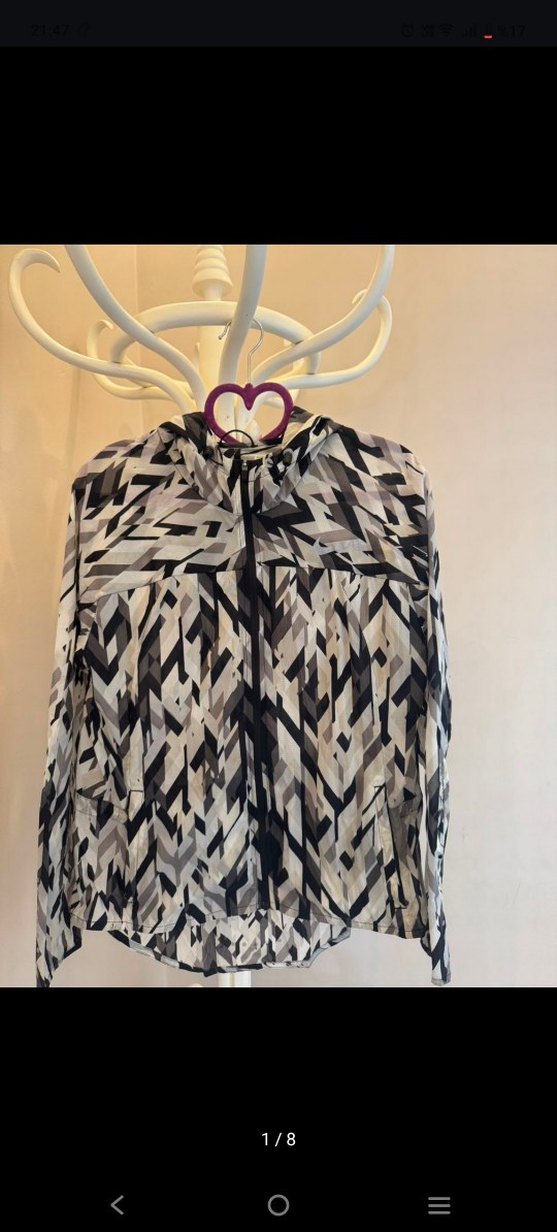 orjinal Nike kadın yağmurluk - Görsel 2