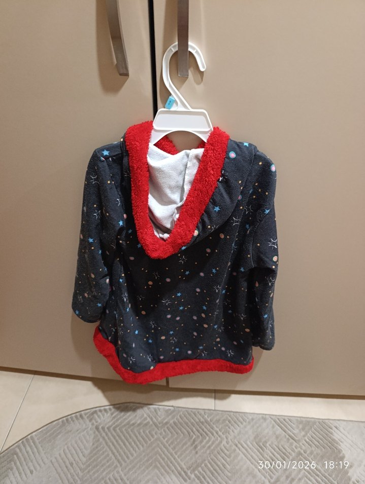 Kız Çocuk Kapüşonlu Baskılı Sweatshirt - Görsel 2