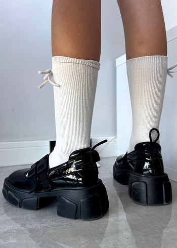 Kız Çocuk Siyah Rugan Gotik Topuklu Ayakkabı - Görsel 12