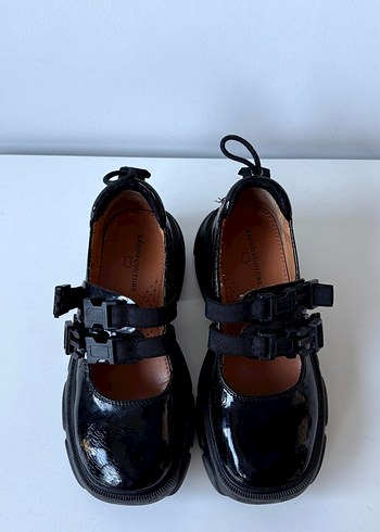 Kız Çocuk Siyah Rugan Gotik Topuklu Ayakkabı - Görsel 4