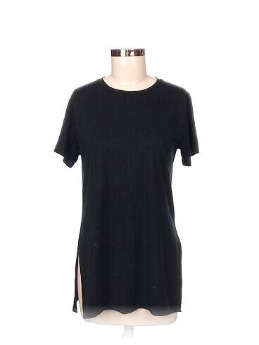 Diğer T-shirt %70 İndirimli.