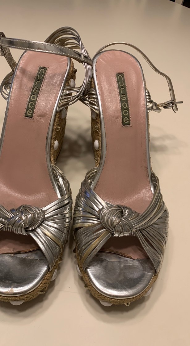 Kadın Altın Renkli Dolgu Topuklu Ayakkabı - Görsel 5