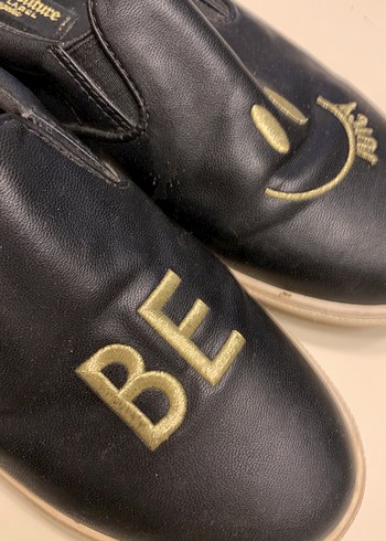 Parlak Nakışlı Siyah  Loafer - Görsel 2