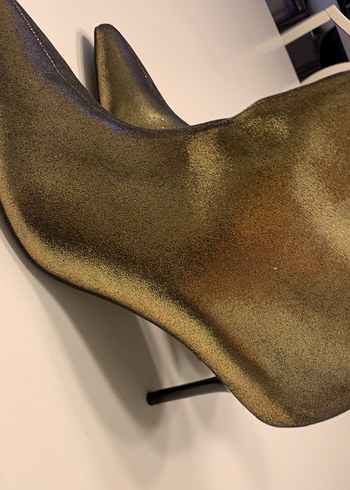 Altın Renkli Deri Stiletto Şık Hiç Kullanılmamış Zara Kadın Bot - Görsel 5