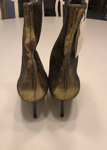 Altın Renkli Deri Stiletto Şık Hiç Kullanılmamış Zara Kadın Bot - Görsel 3
