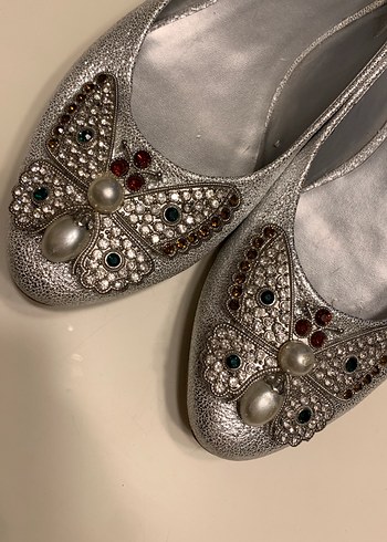 İnci Detaylı Gri Kadın Dolgu Topuklu Babet - Görsel 3