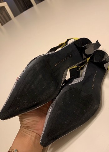 Sarı Bantlı Gri Yılan Desenli Stiletto - Görsel 9