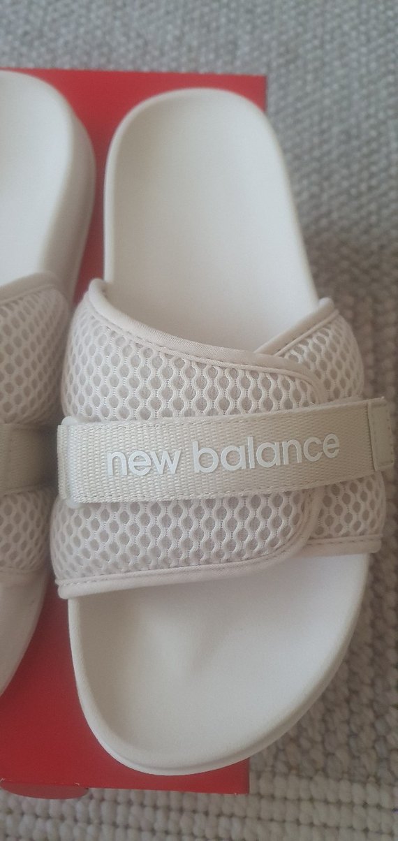 New Balance Beyaz Kadın Terlik Velcro - Görsel 4