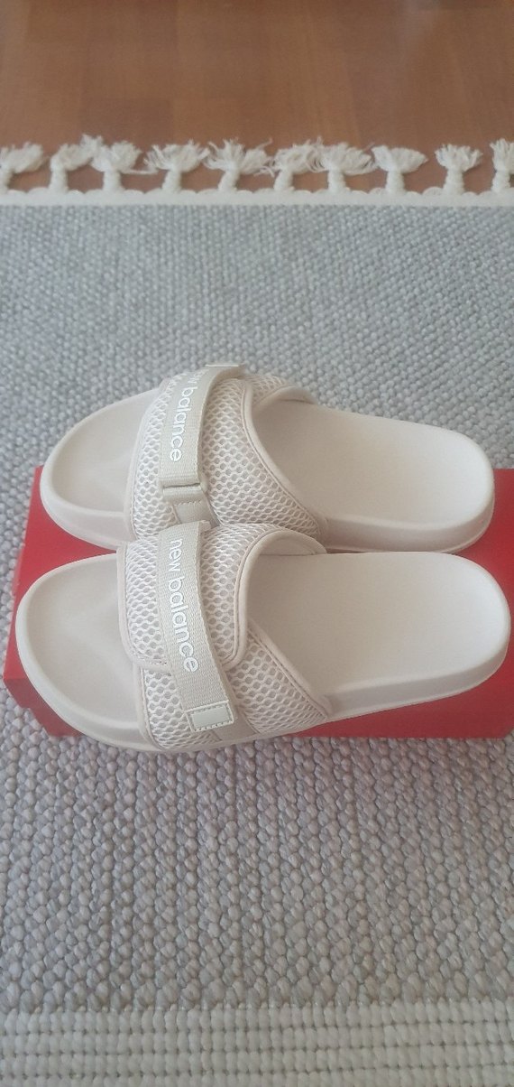 New Balance Beyaz Kadın Terlik Velcro - Görsel 2