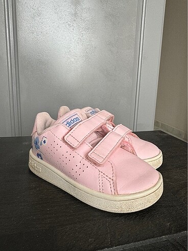 Adidas çocuk ayakkabısı