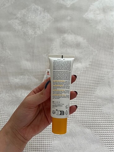 Beden Bioderma Renkli Güneş Kremi
