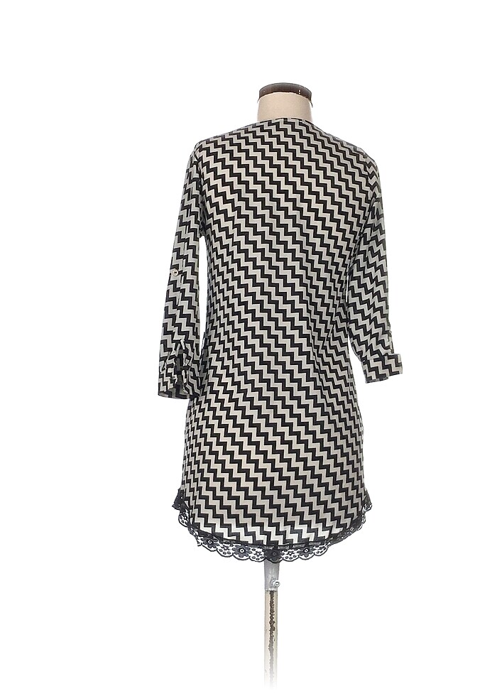 Tozlu Kısa Elbise %70 İndirimli. - Görsel 3