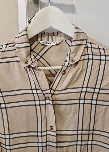 s Beden Cool rahat ve şık Burberry desenli Stradivarius gömlek