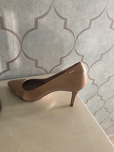 Aldo stiletto