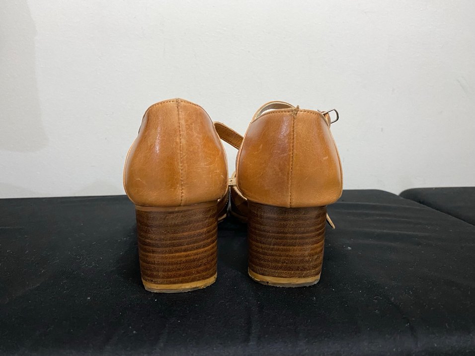 Bej Deri Vintage Tokalı Kadın Topuklu Ayakkabı - Görsel 3
