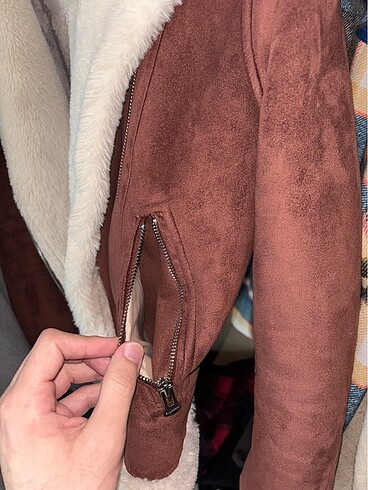Pull and Bear Pull And Bear İçi kürk kaban mont