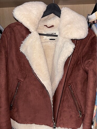 s Beden bordo Renk Pull And Bear İçi kürk kaban mont