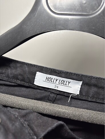 Holly Lolly straight